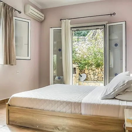 Magnificent Kastelios - 3 Bedrooms - Olga - Private Pool And Lovely Sea Views - Kefalonia فيلة