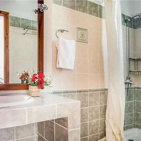Βίλα Magnificent Kastelios - 3 Bedrooms - Olga - Private Pool And Lovely Sea Views - Kefalonia